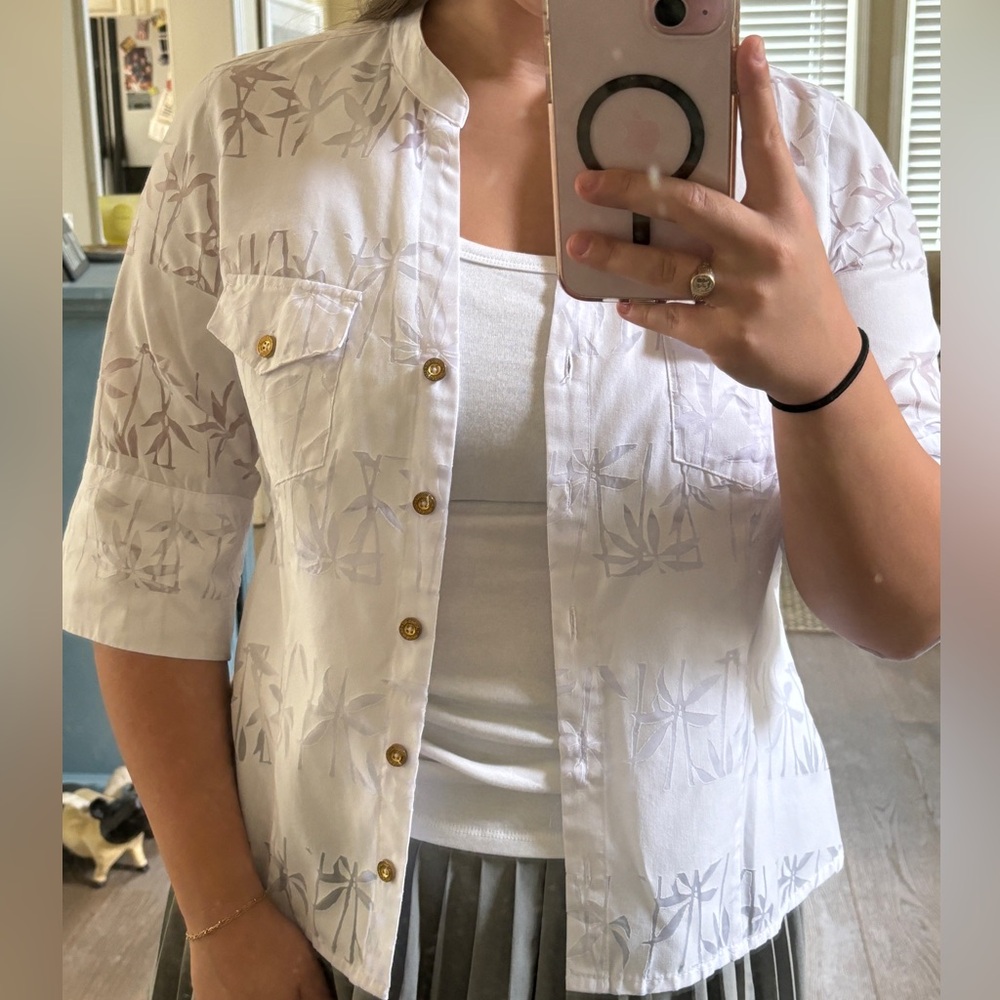 Three-quarter sleeved palm tree blouse